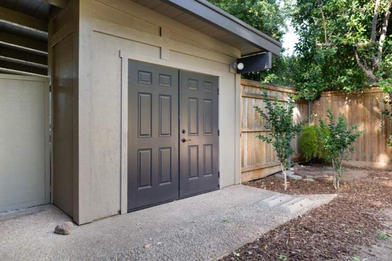 Carport-Storage-Closet