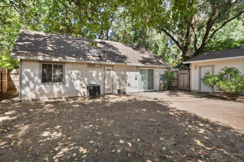 Backyard-to-garage